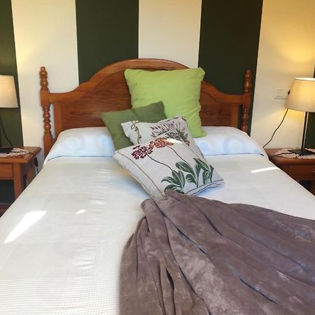 Hotel Penacabrera 2 Santa Eulalia  ภายนอก รูปภาพ