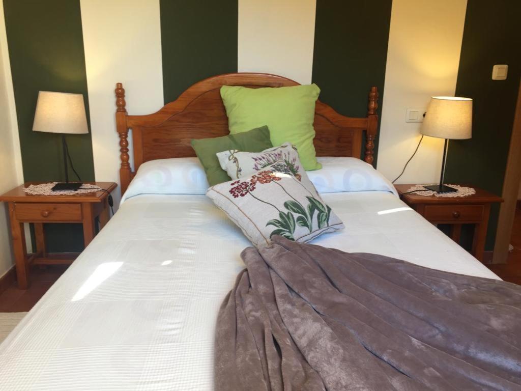 Hotel Penacabrera 2 Santa Eulalia  ภายนอก รูปภาพ